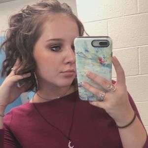 Meet your Posher, Liza